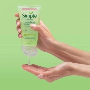 Simple Refreshing Facial Wash Gel