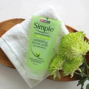 Simple Refreshing Facial Wash Gel