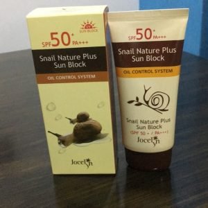 Snail Natural Plus Sunblock Oil Control System